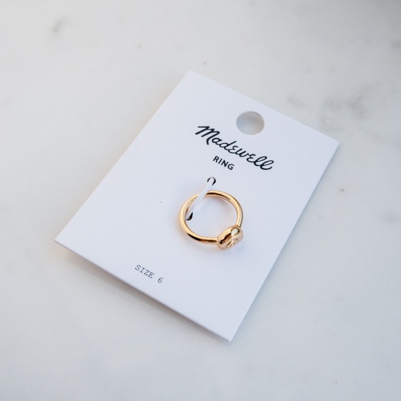 Madewell gold plated shell ring size 6 - Picture 3 of 6